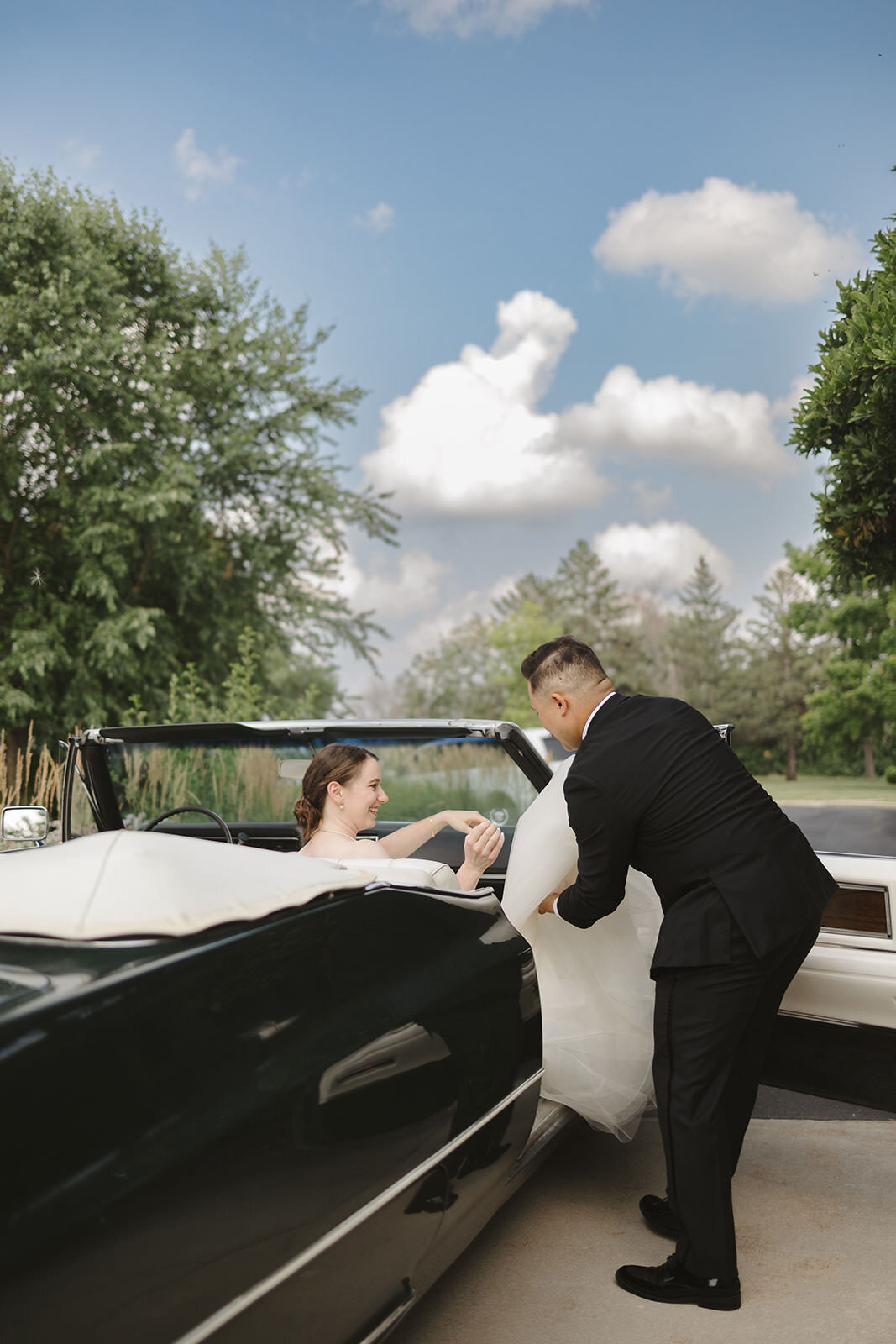 Traditional summer church wedding Rochester MN | Oduma photography -233