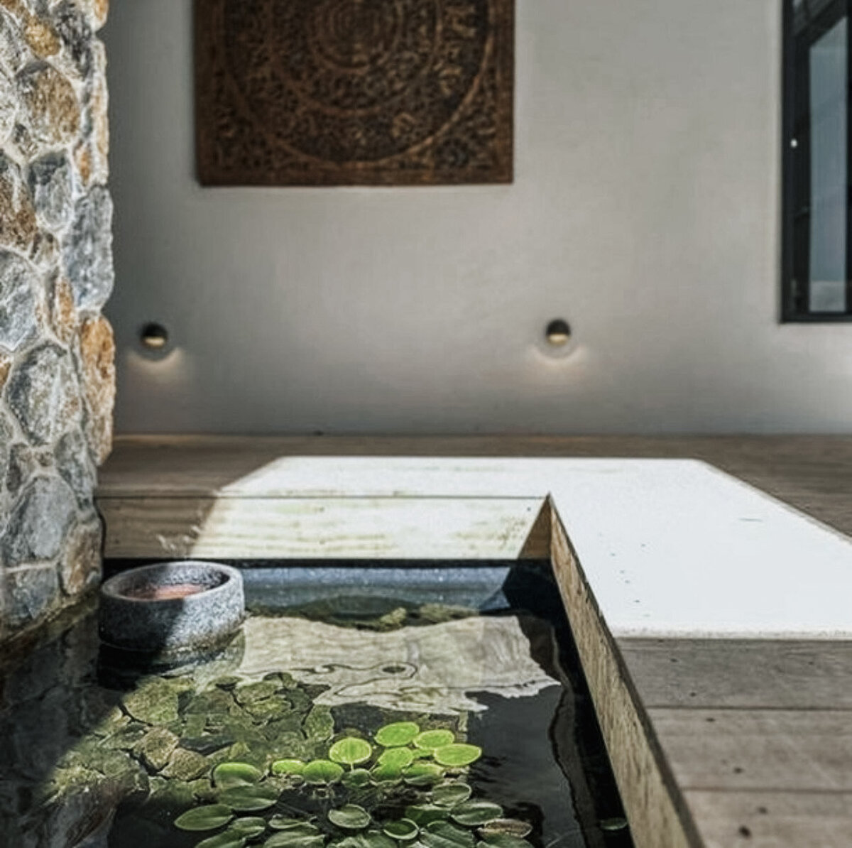 43-sunshine beach pic2