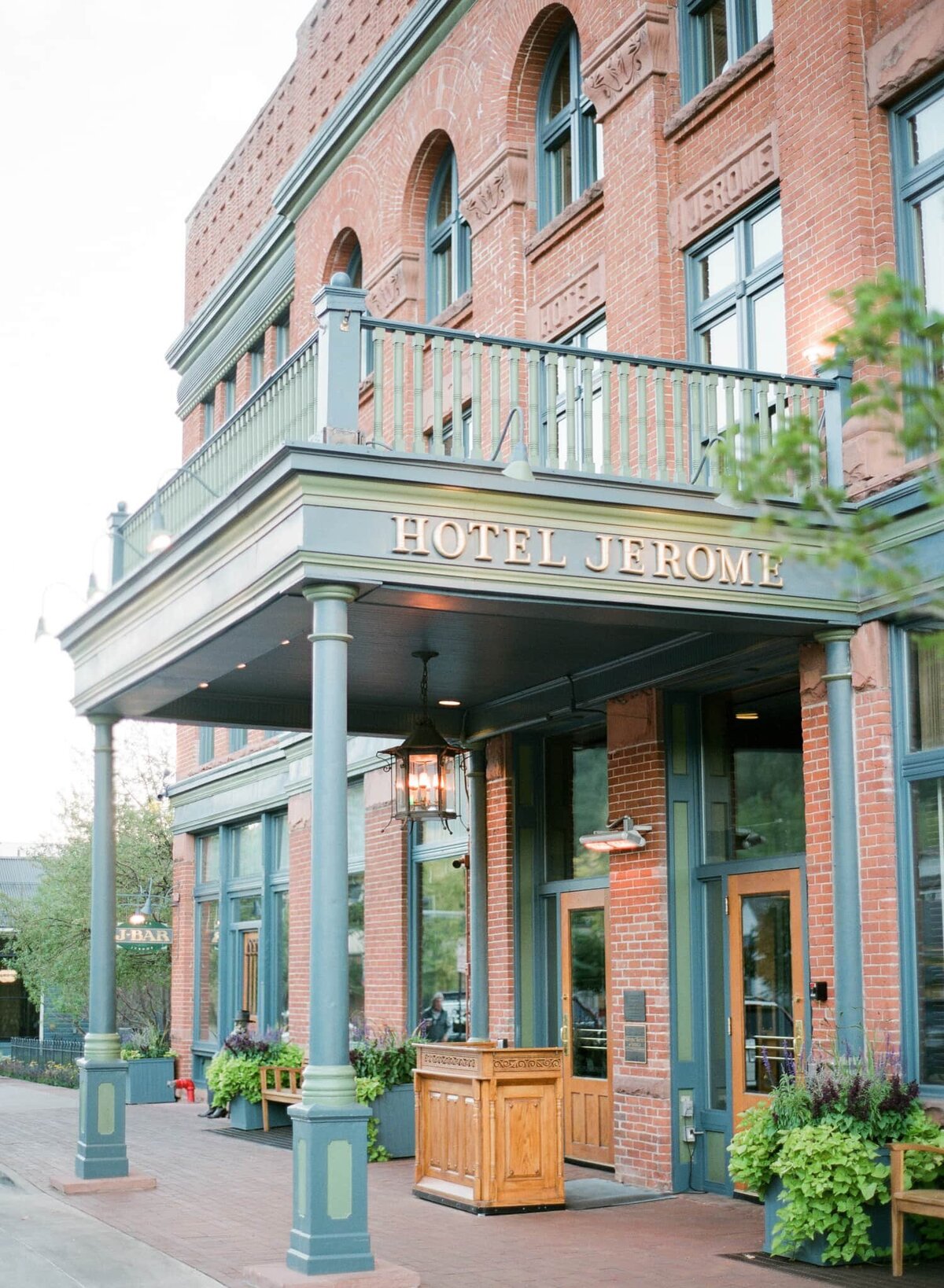 BEN-LACI-ASPEN_WEDDING-2