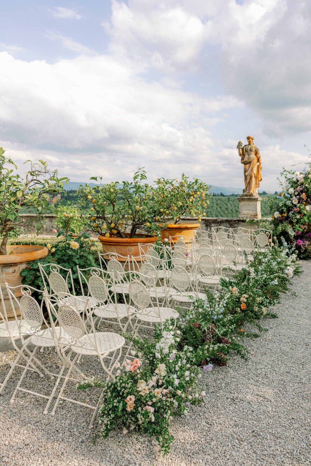 villa-corsini-florence-italy-wedding-larisa-shorina-destination-luxury-photography-200-min