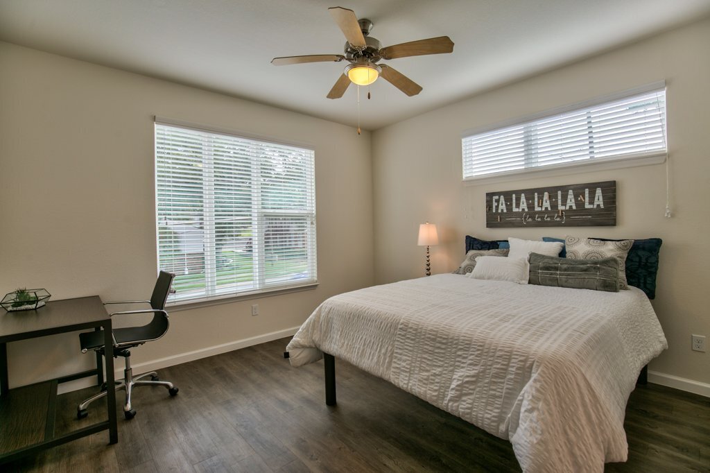 arive-850-043-17MFW3X16UI2_m