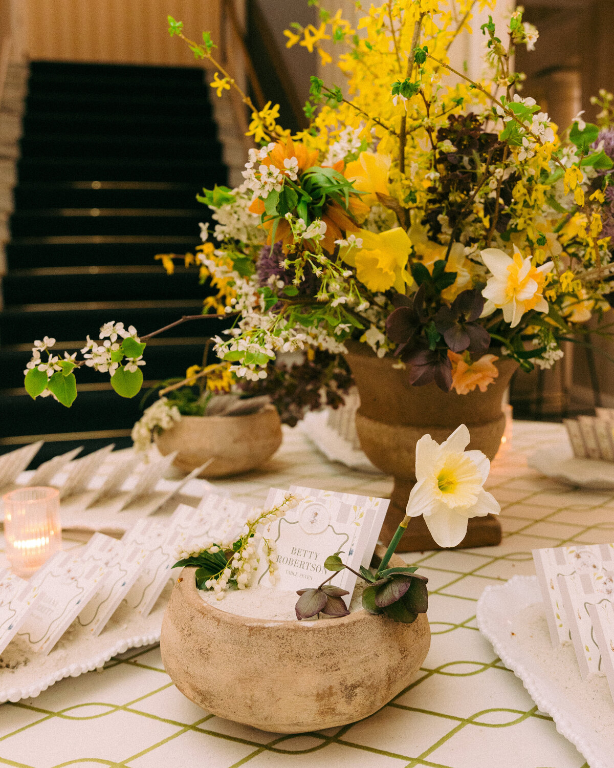 artistic-wedding-escort-cards-at-wadsworth-mansion-ct