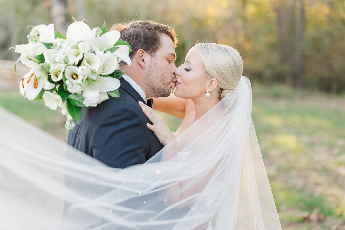 Magills-Wedding-SNEAKPEEK-83