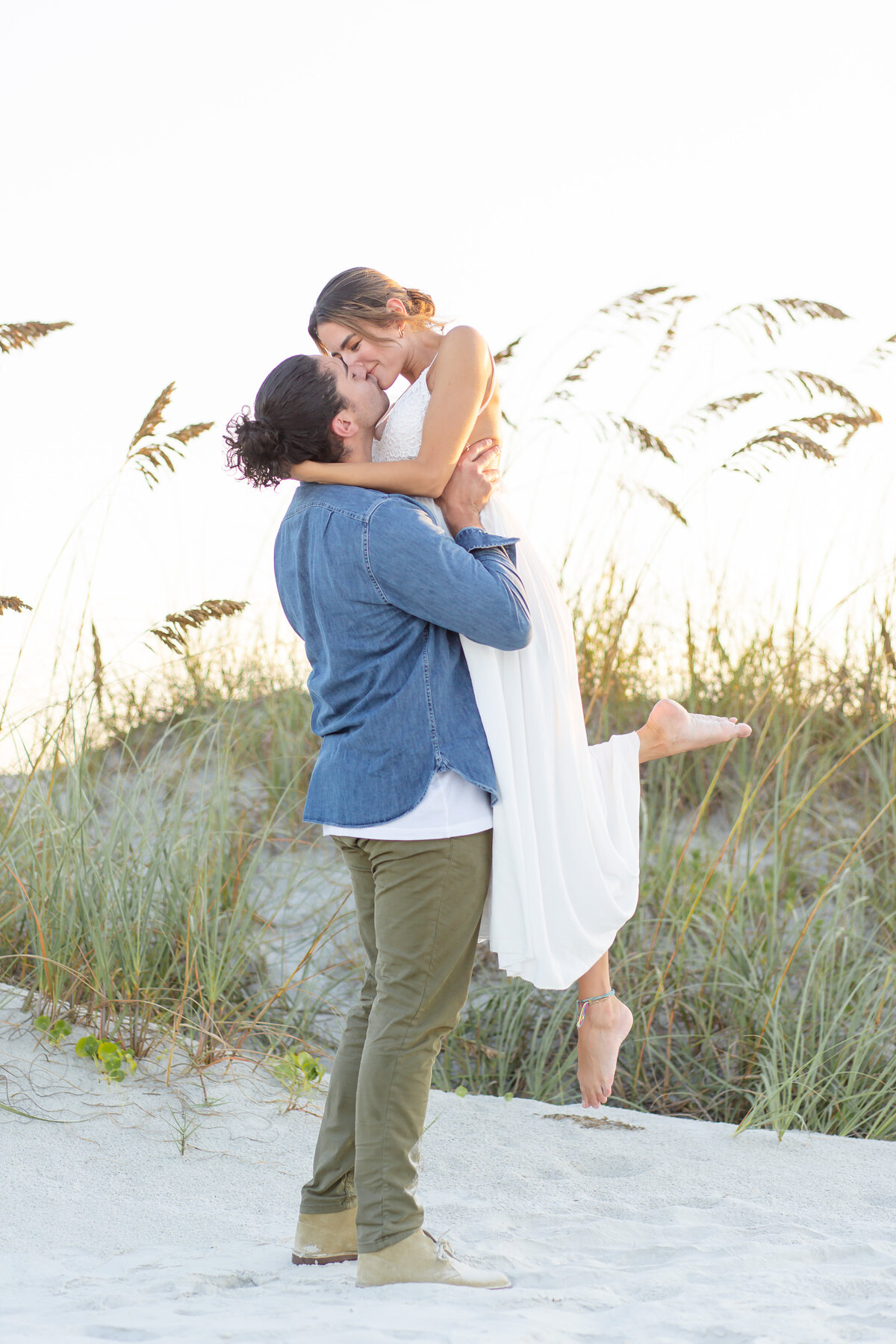 Amy Britton Photography Photographer Wedding Elopement Portrait Photo Florida Light Airy Bright Feminine Orlando Tampa13