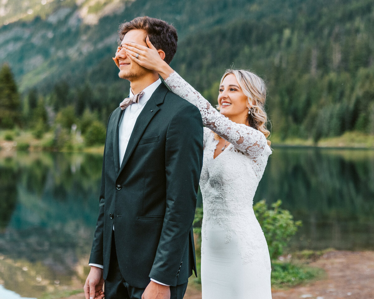 first look pnw elopement photography