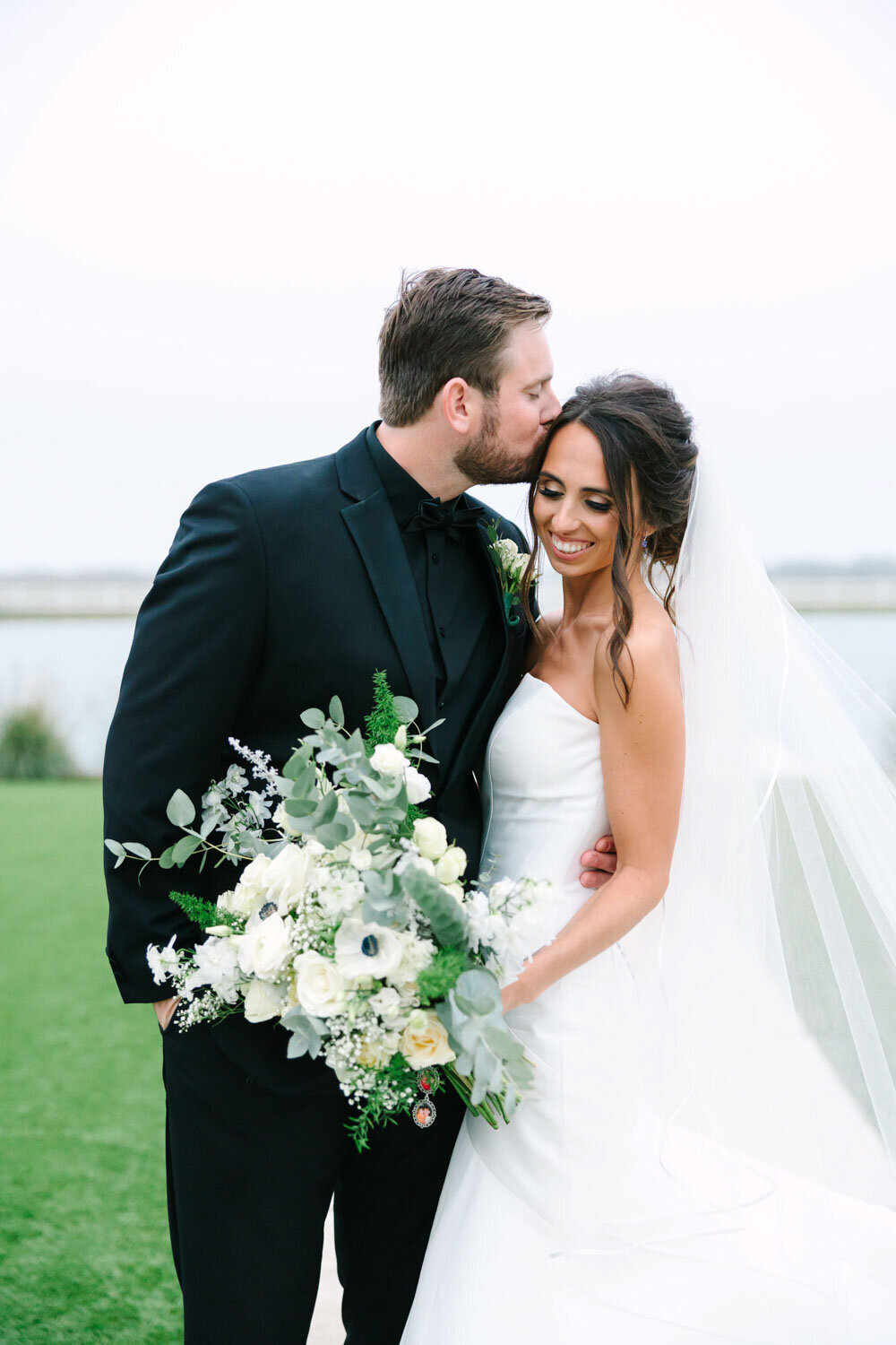 Sydney-and-Carsen-Luxury-wedding-in-Dallas-Texas-Bella-Vista-Wedding-Planning-075