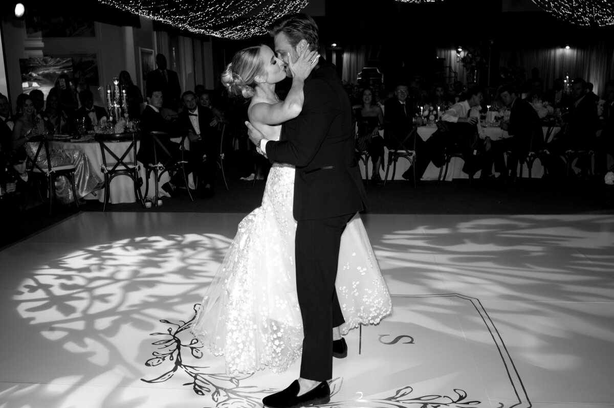 Calluna-Events-Aspen-Wedding-Reception-First-Dance-3