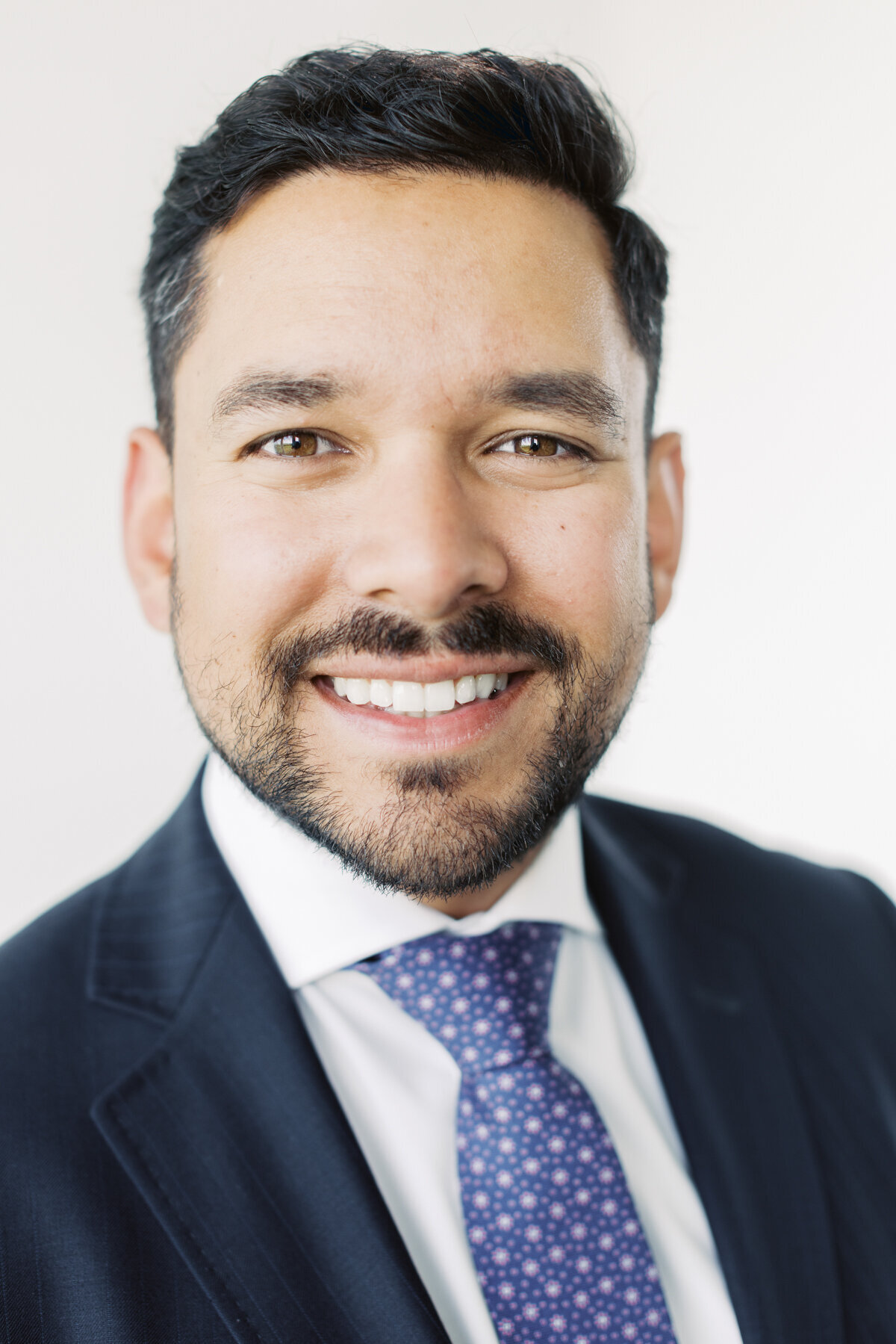 Freitag-Photo-in-headshot-studio-Mark-Schofield-13
