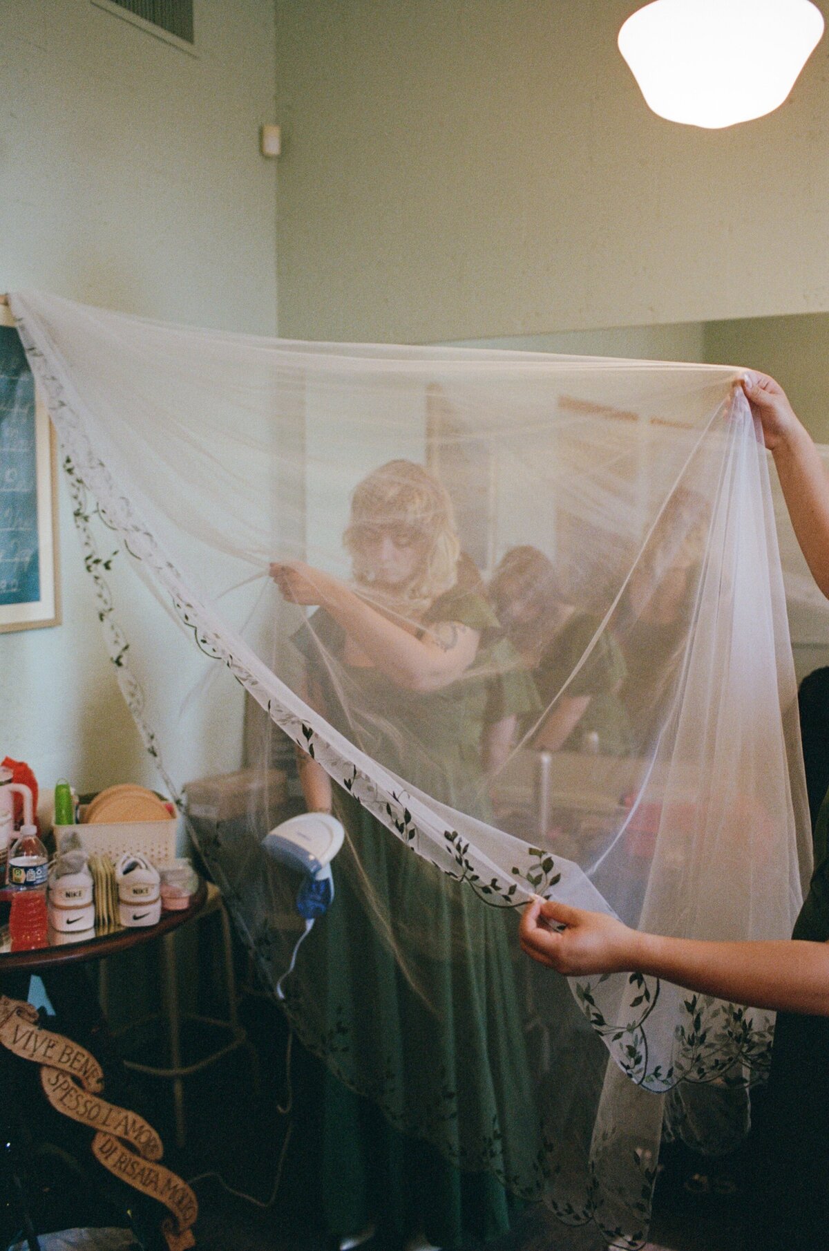 2) Getting Ready - Girls 02