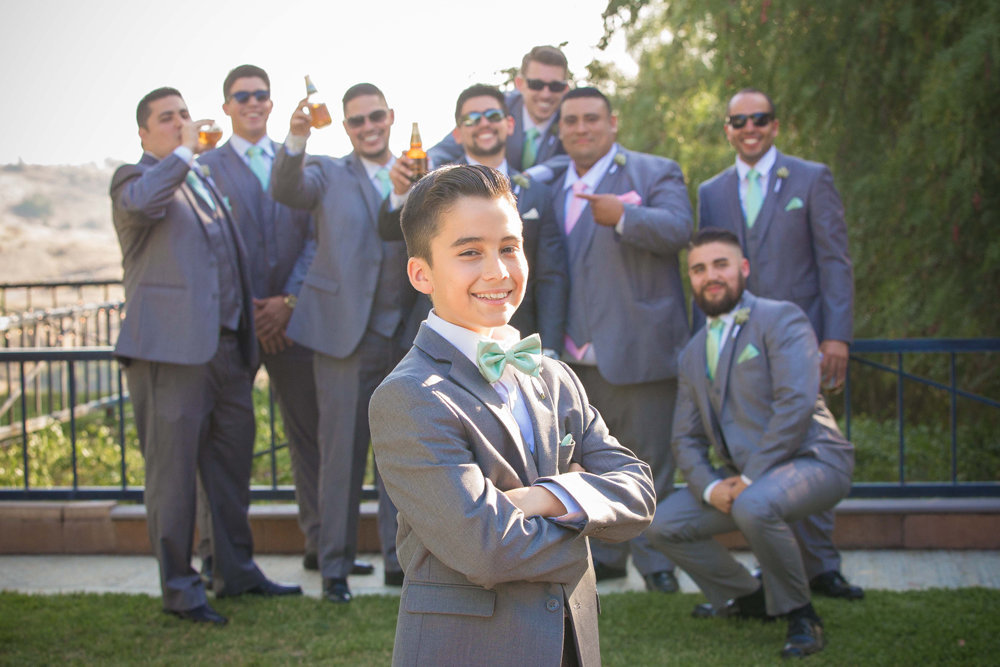 wedding-groomsmen