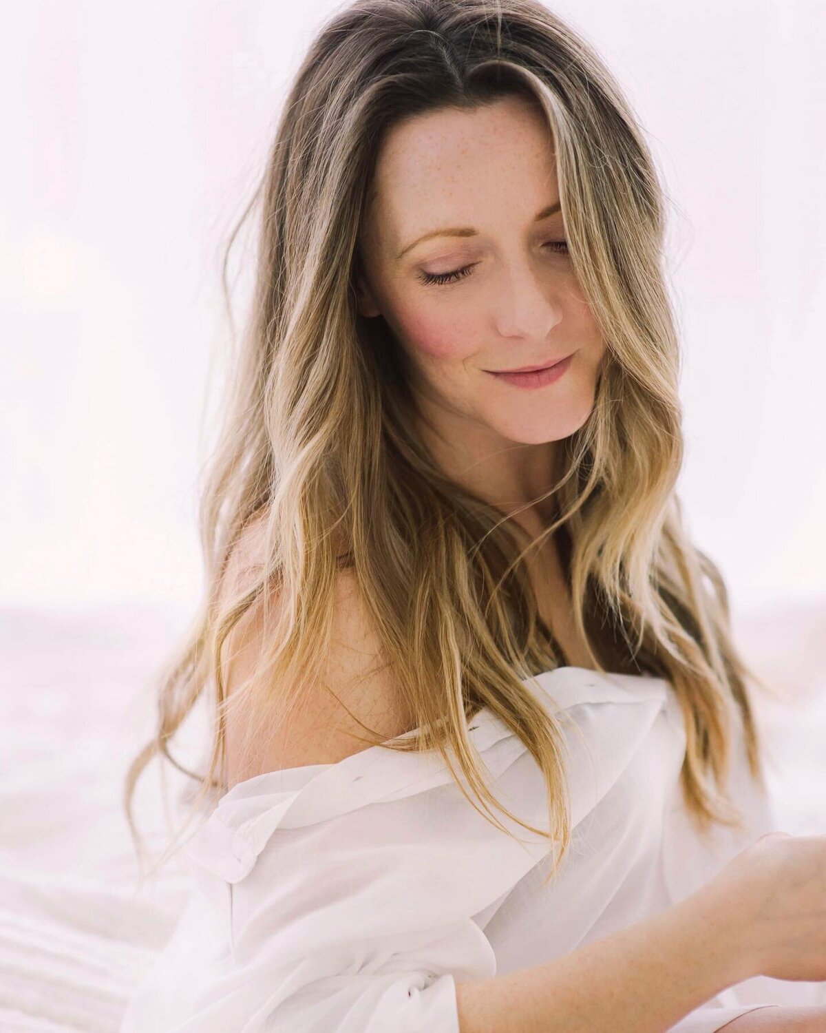 Showit-Template-Personal-Brand-Photographer-Elizabeth-McCravy-Boudoir-14