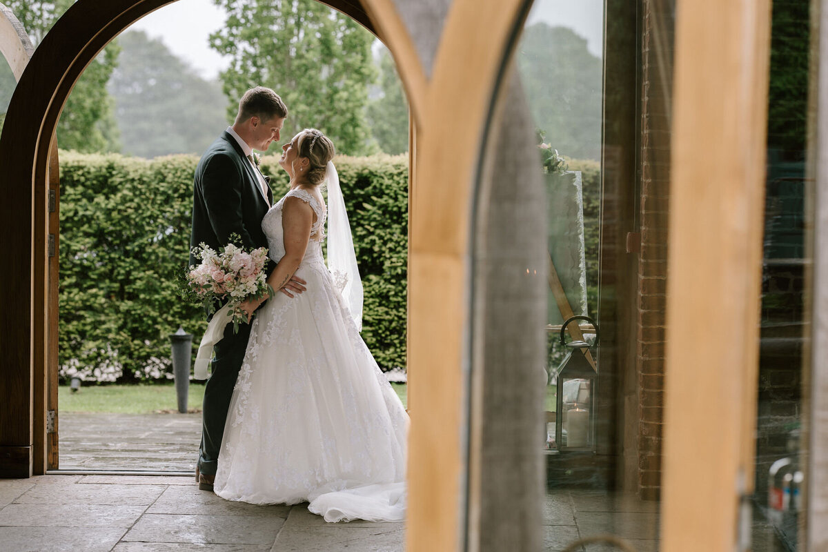 0297Sophie & Ross - Hazel Gap Barn - Dan Tomkins Photography-1