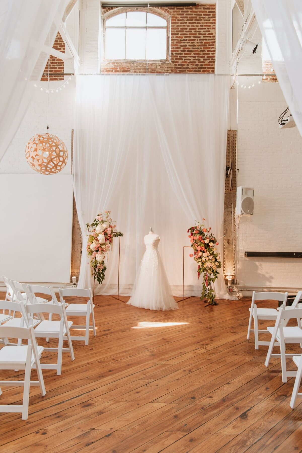 old-city-wedding-stroll-2022-07