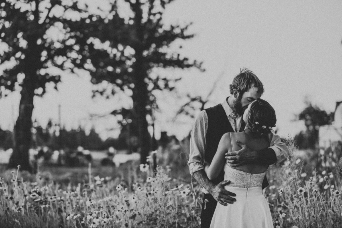 meredith_sands_wedding_photographer_bend_oregon-3
