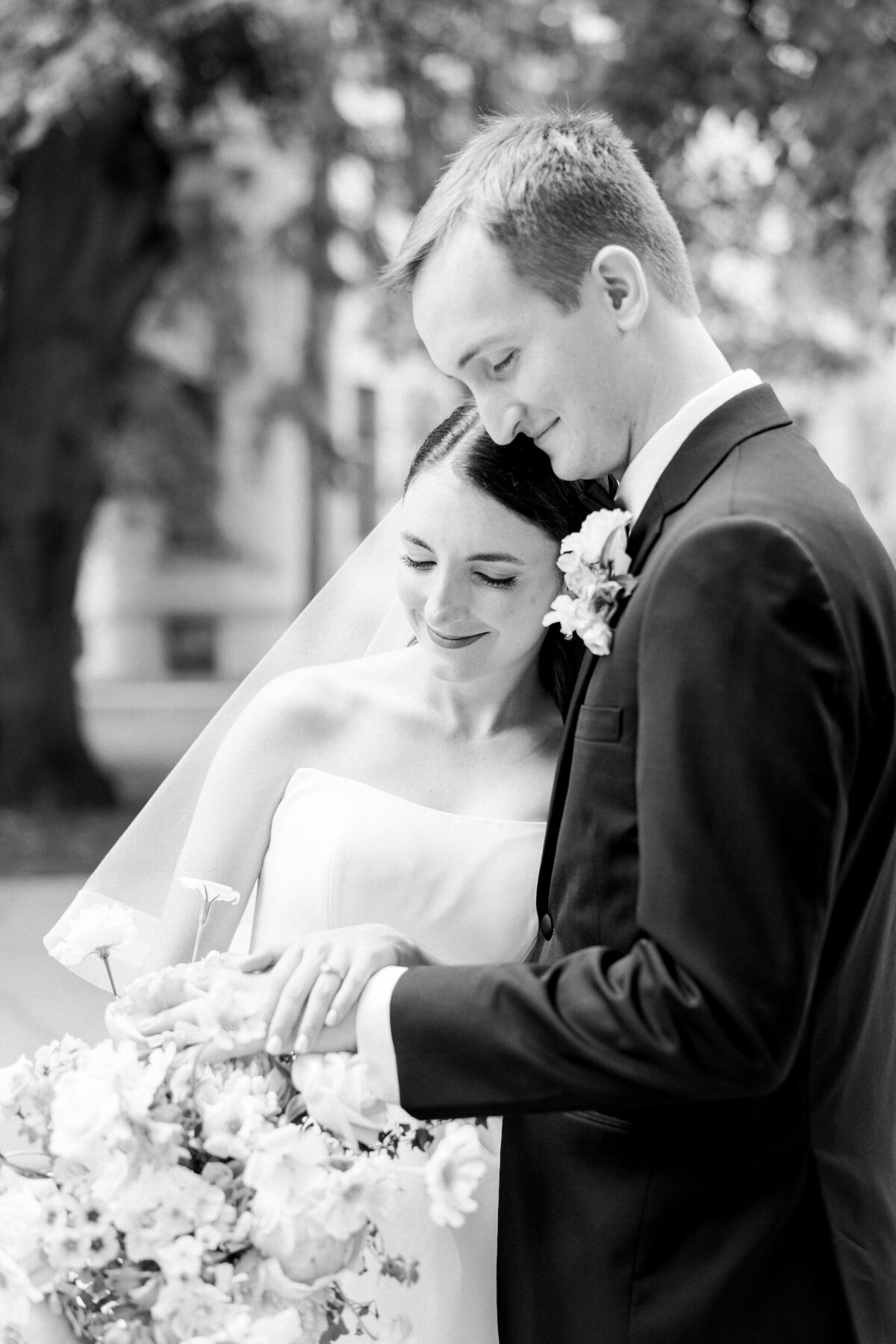 Colleen and Thomas Previews117