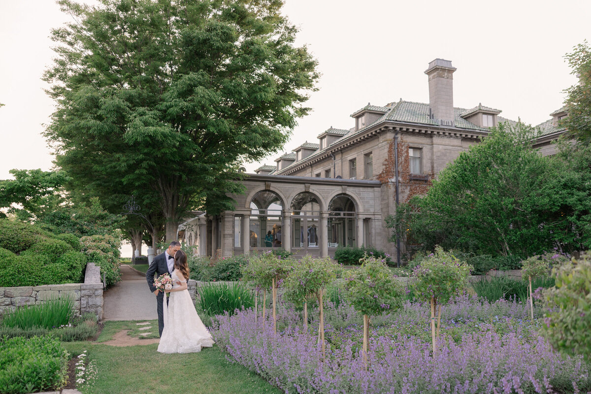 Eiloa Mansion Harkness Memorial State Park Wedding_Stacey Lillian Photography 2023-6431