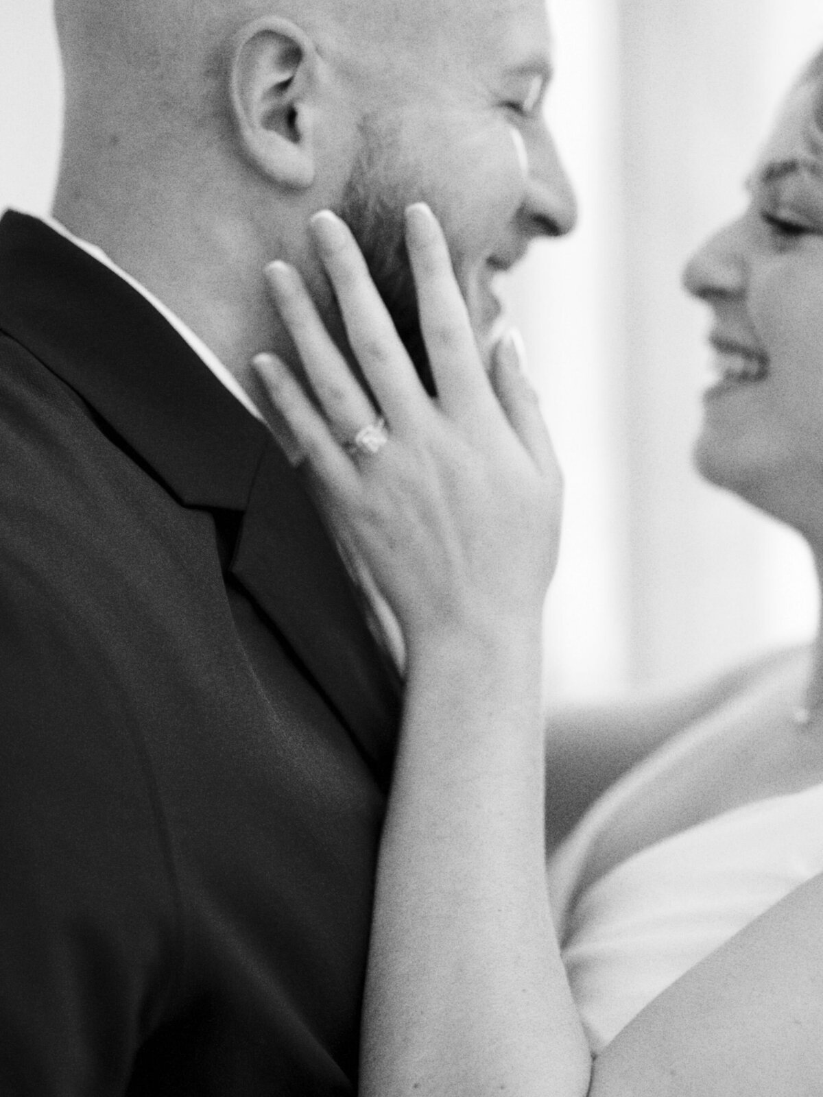 -DowntownDenverEngagementPhotos-AlisonBrookePhotography-35