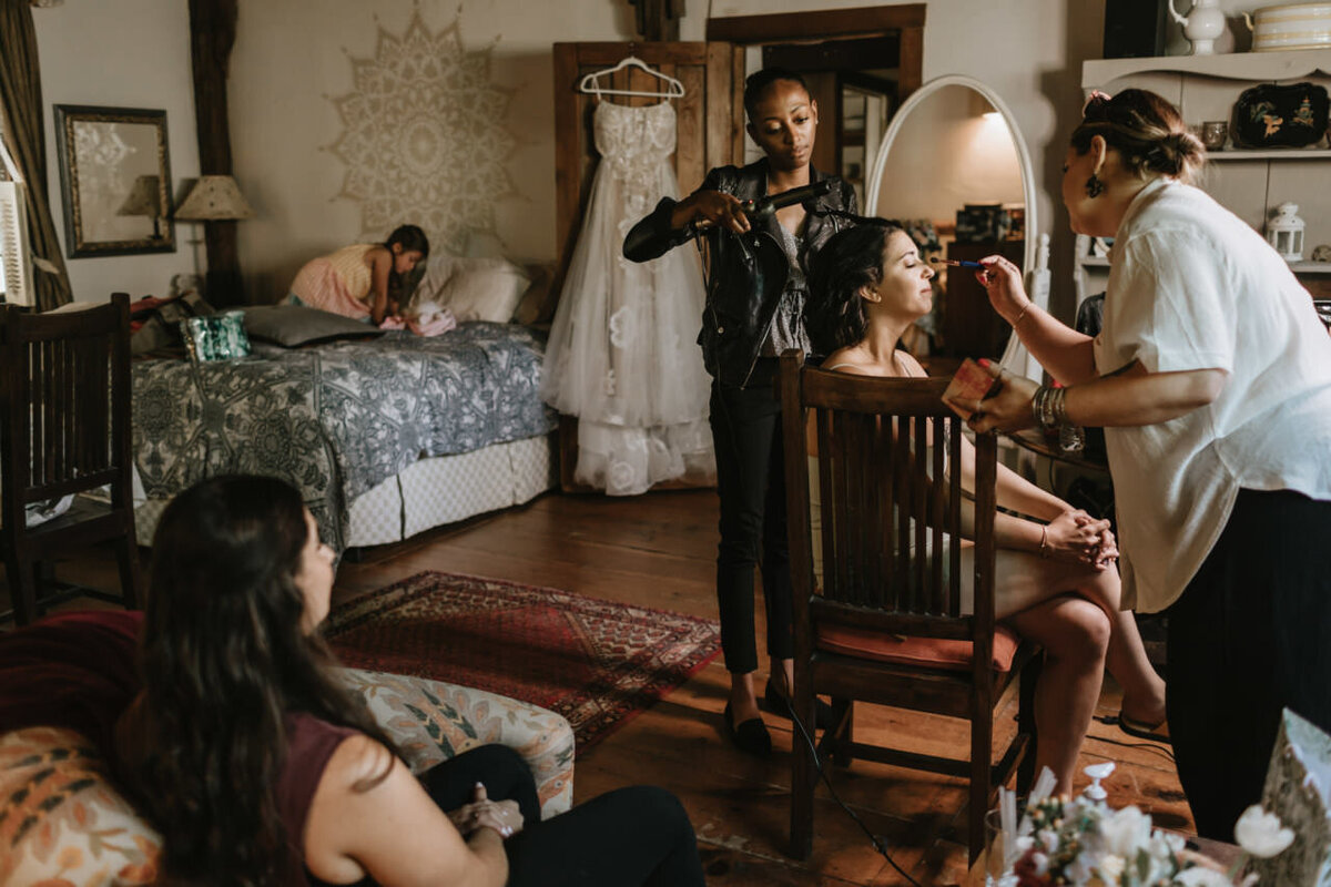 Traditional-jewish-wedding-at-race-brook-lodge-massachusetts-1