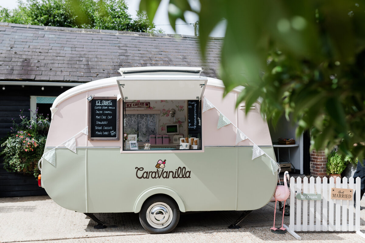 0071 country weddings at Upwaltham Barns in West Sussex