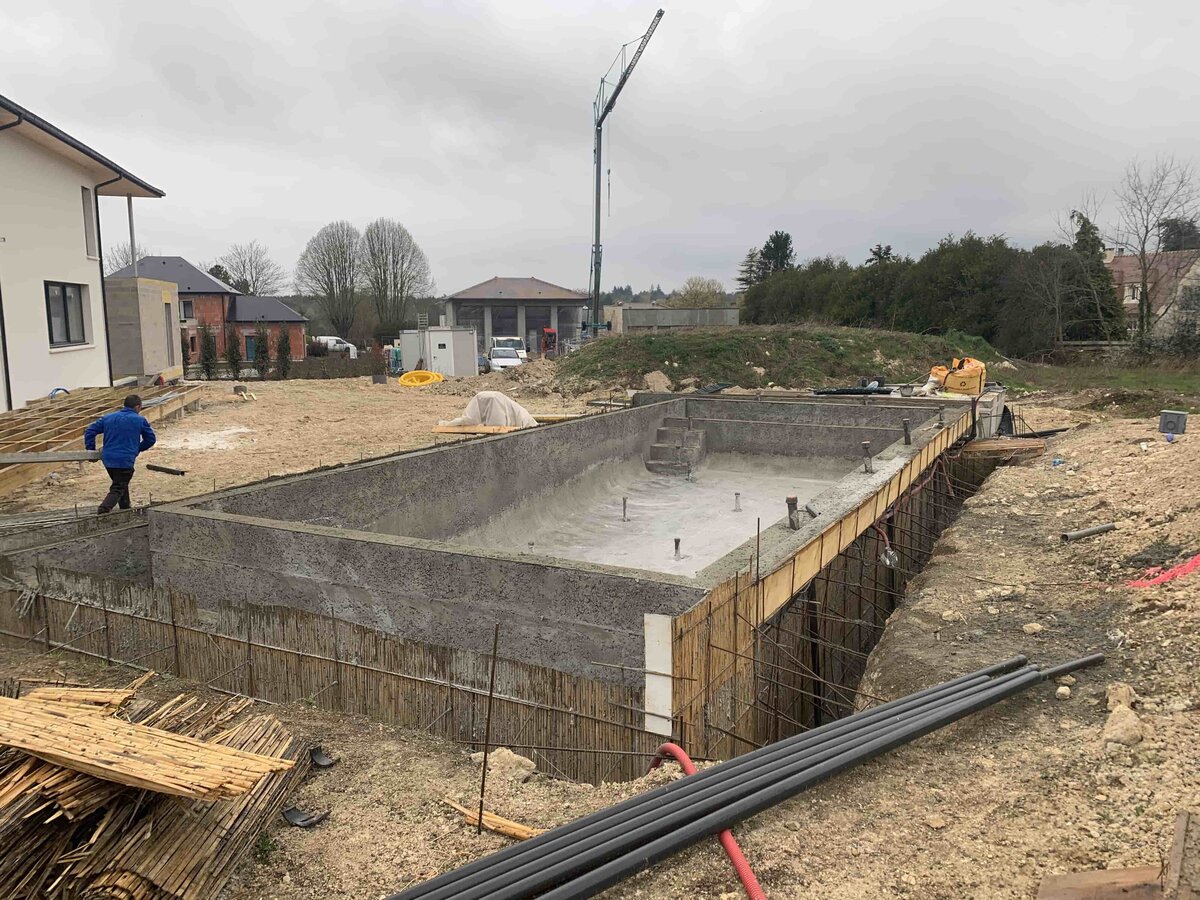 Swimming pool under construction, site photo