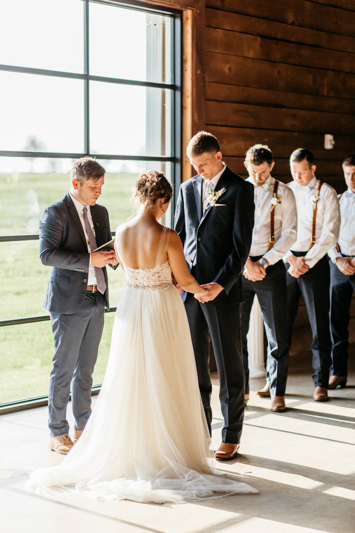 Alexa-Vossler-Photo_Dallas-Wedding-Photographer_North-Texas-Wedding-Photographer_Stephanie-Chase-Wedding-at-Morgan-Creek-Barn-Aubrey-Texas_97