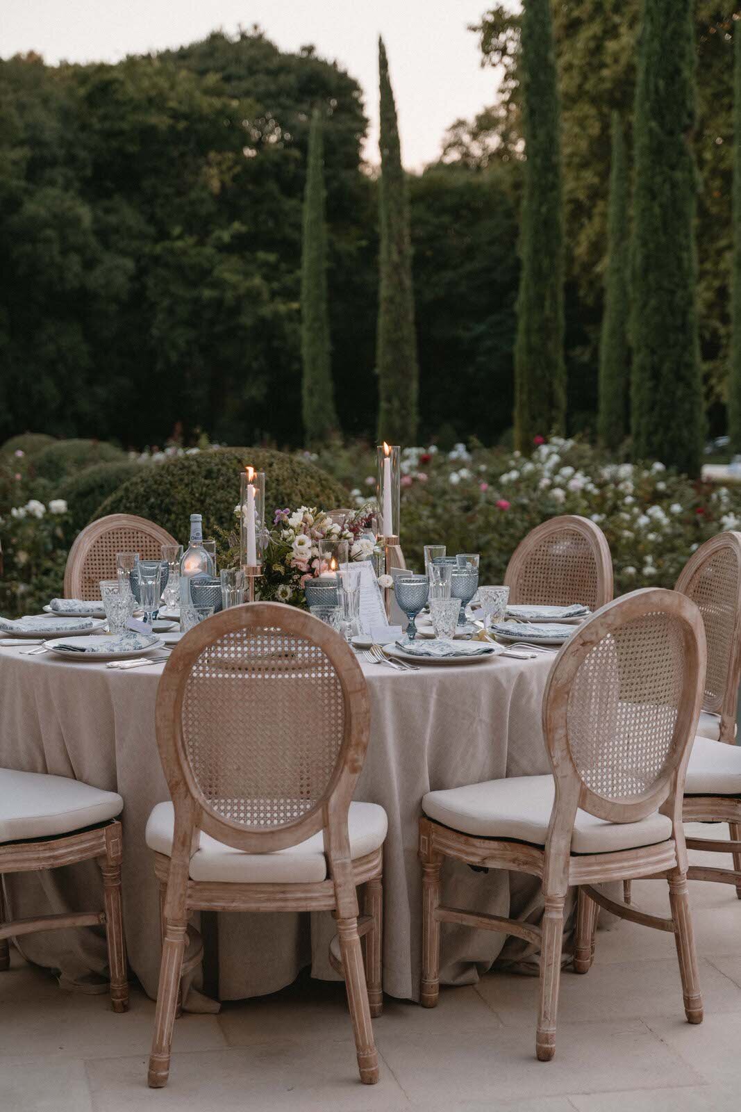 Flora_And_Grace_Editorial_France_Analog_Editorial_Wedding_Photographer (1 von 1)-39