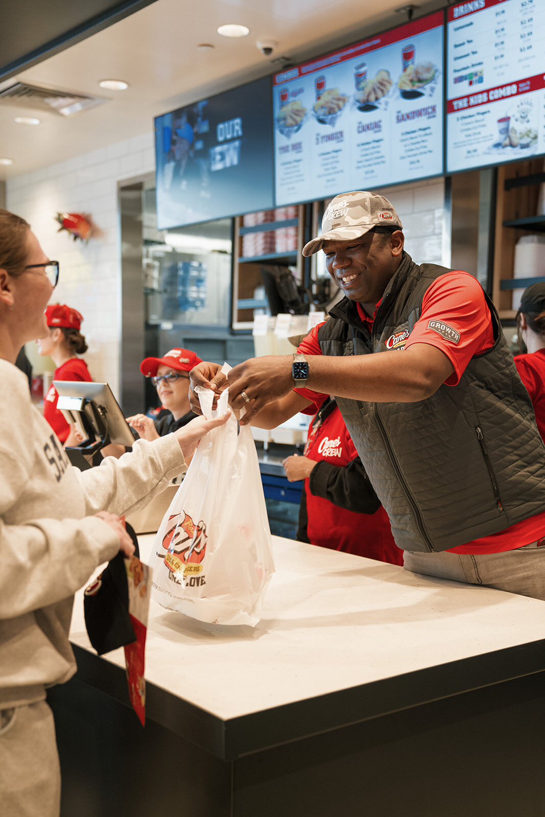 LaurenSchoepferPhotography_RaisingCanesLutzGrandOpening-62_websize