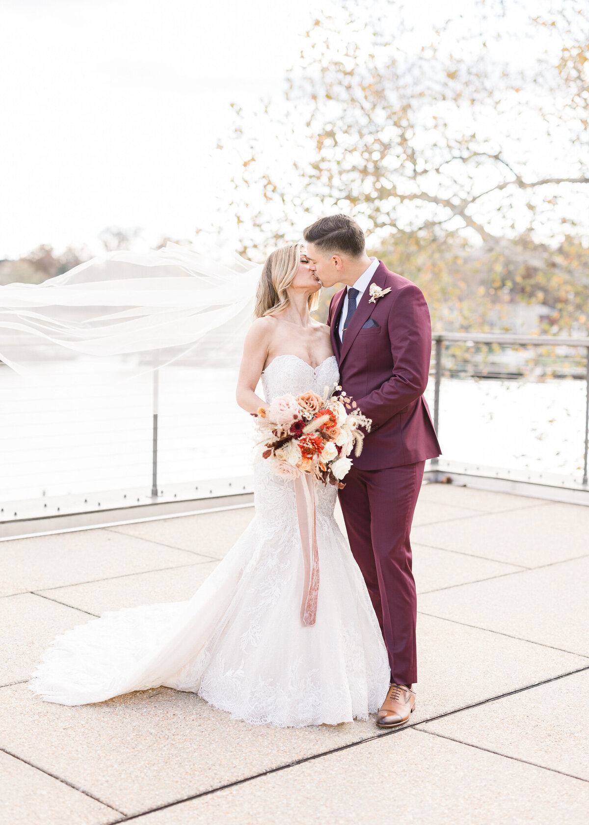 wedding-photography-river-view-at-occoquan-virginia-light-and-airy-30