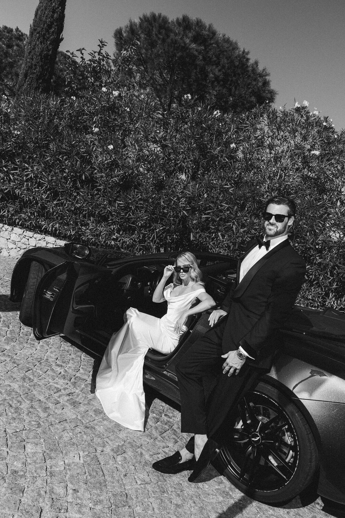 fashion-modern-candid-timeless-wedding-photographer-european-12