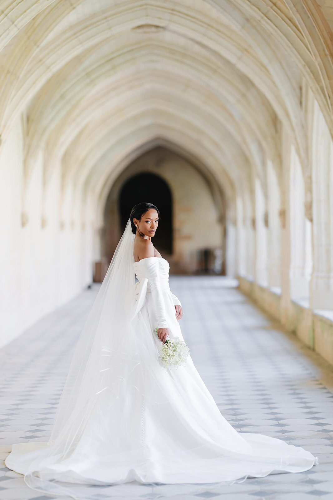 MorganeBallPhotography-Wedding-ChrisKim-ChateaudeVezins-Weddingday-06-Abbaye-108-5690