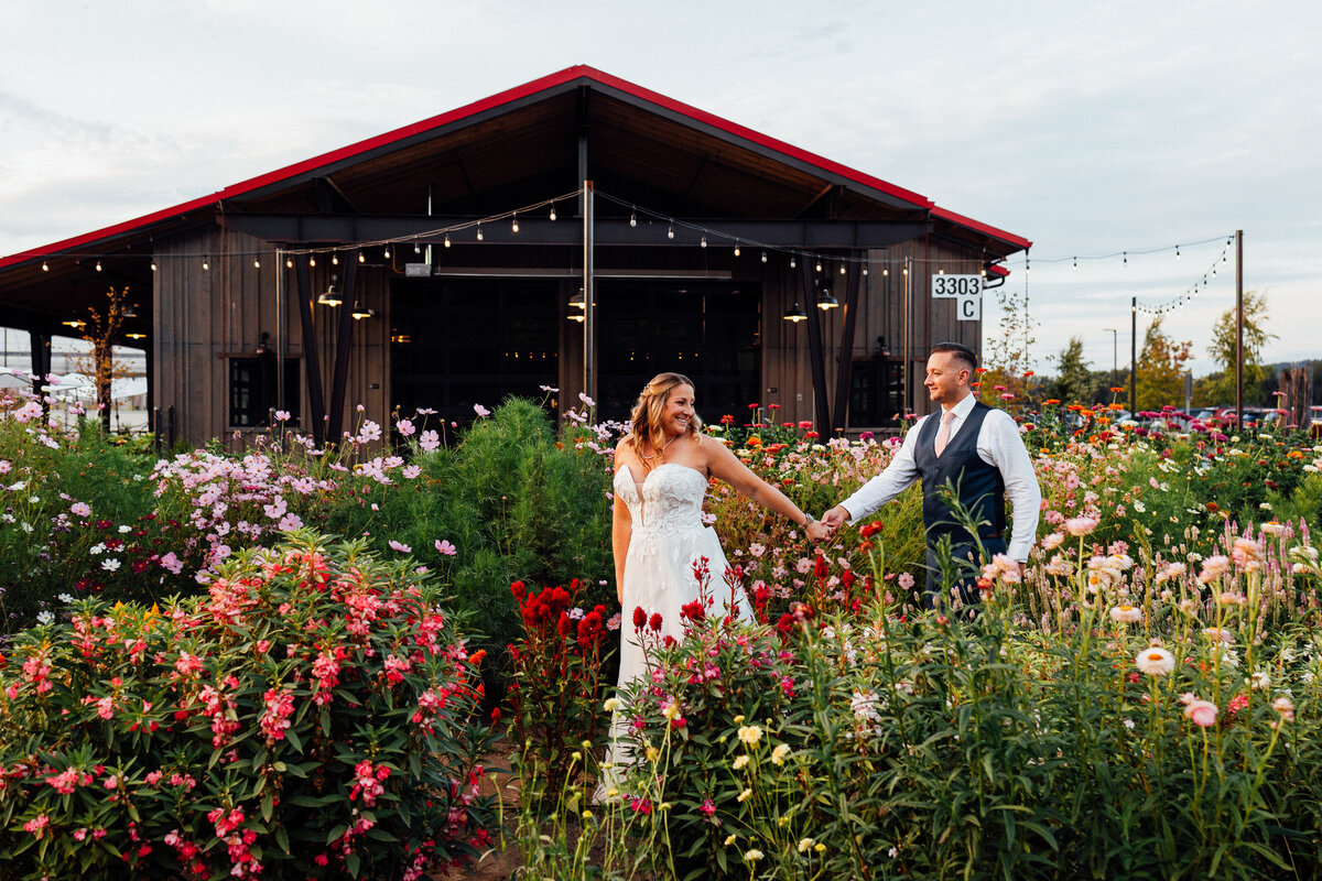 27Seattle-Wedding-photographer-associate-sydney-159