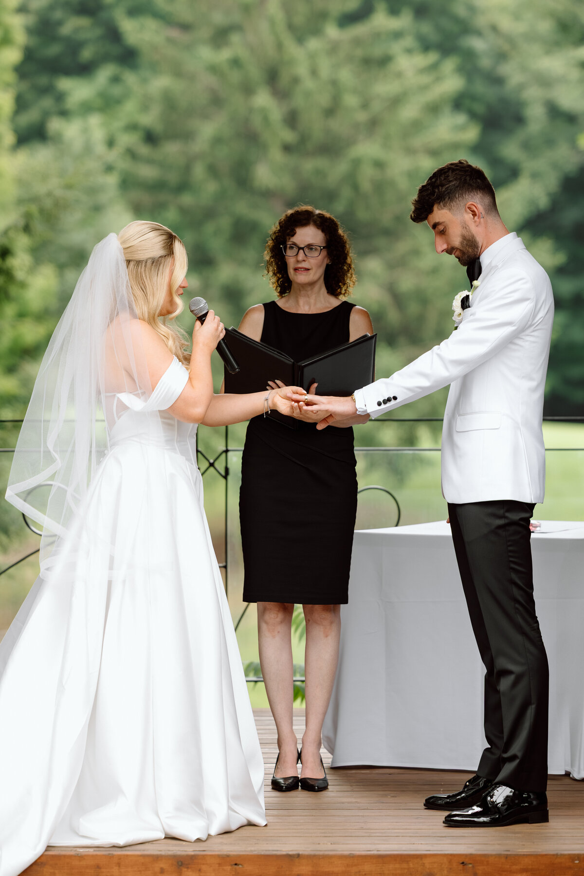 Sara & Joni Wedding Samples-108