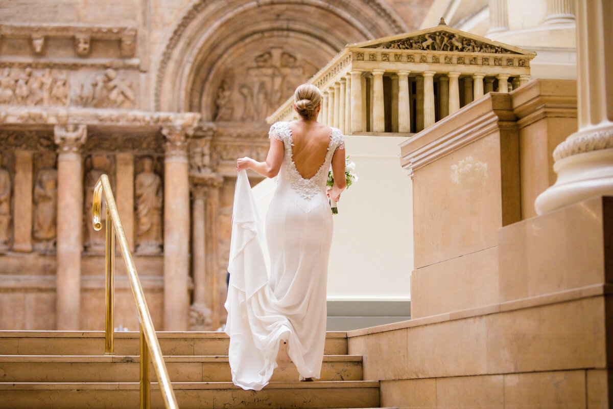wedding candid moment