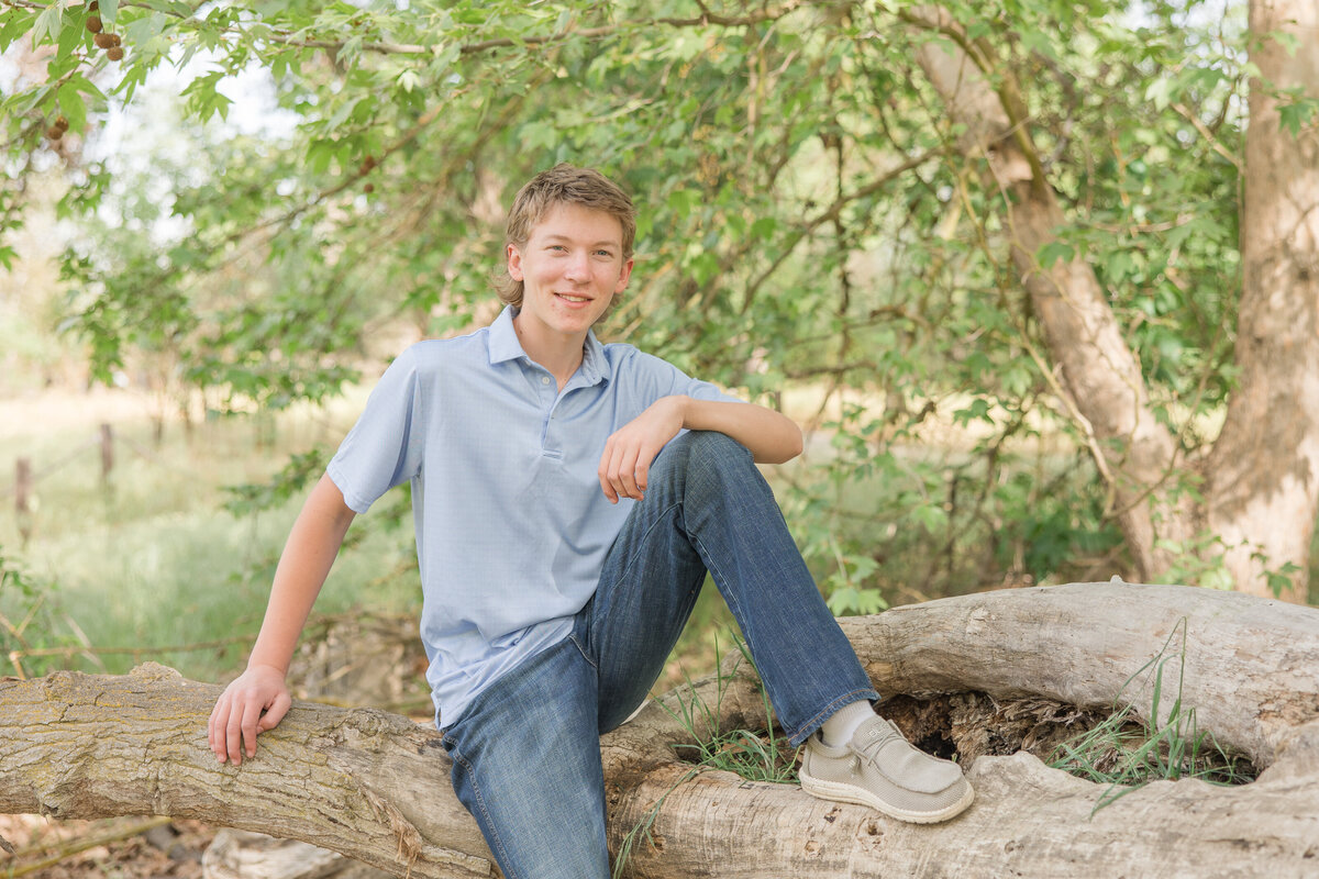 Cade_Senior_2022-55