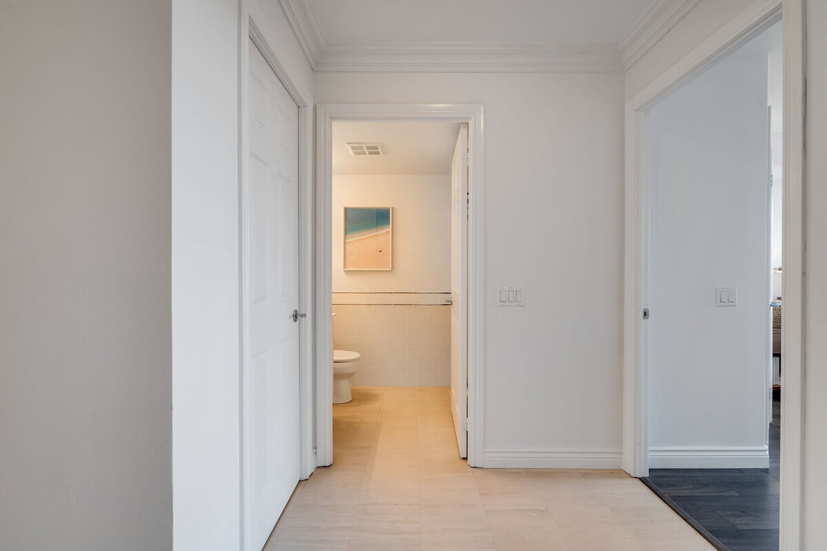 67-web-or-mls-44_001_Bathroom
