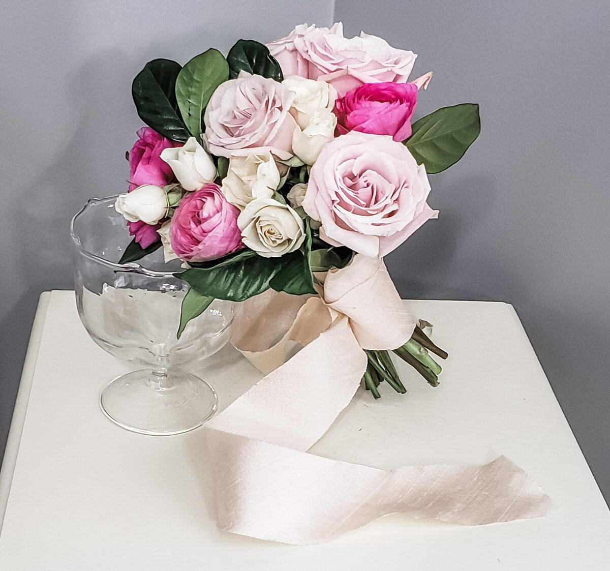 Maryland-wedding-florist-Classic-Rose-Sweet-Collections-bridesmaid-bouquet