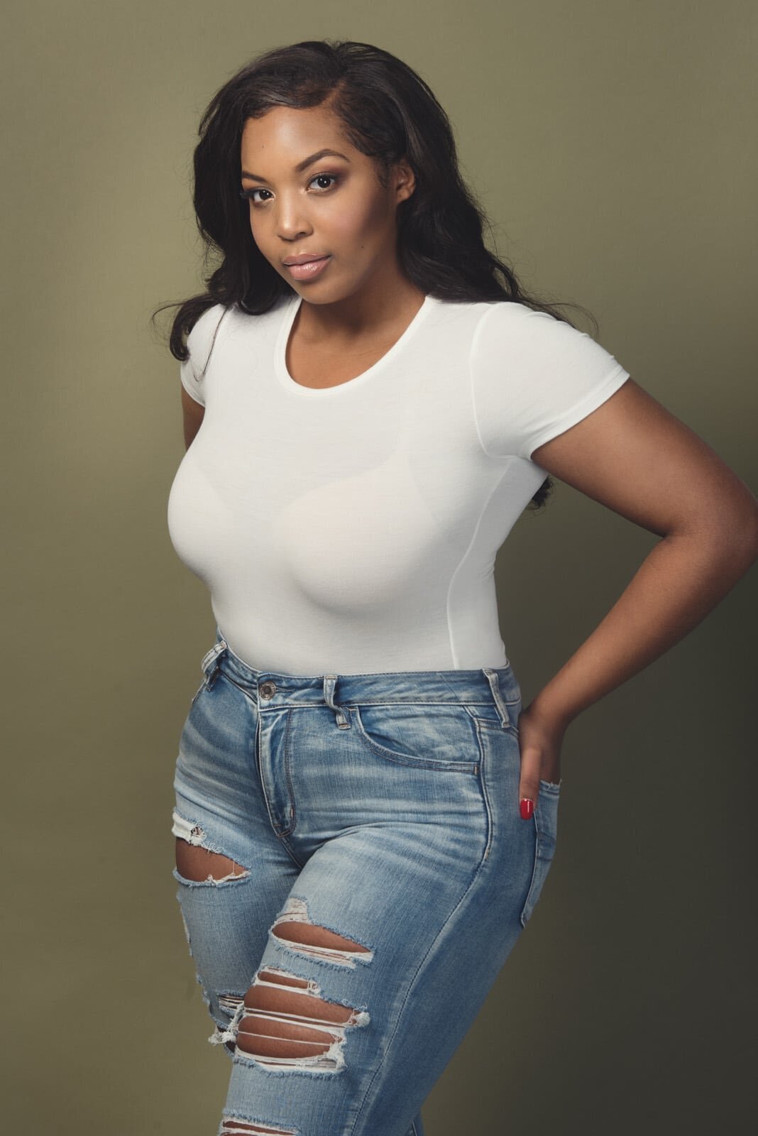 Confident Model in Casual Denim Outfit-09