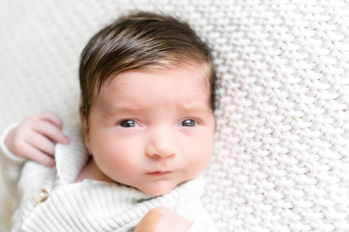 Authentic, lifestyle newborn photography in Austin. Natural, stress-free sessions that capture your baby’s first days with love and light.