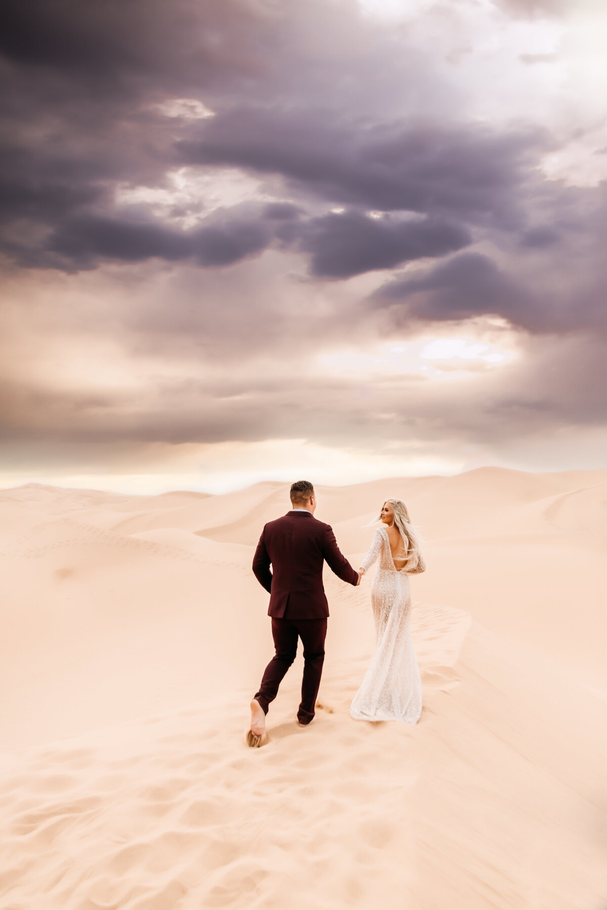 overcast sand dunes photos during elopement