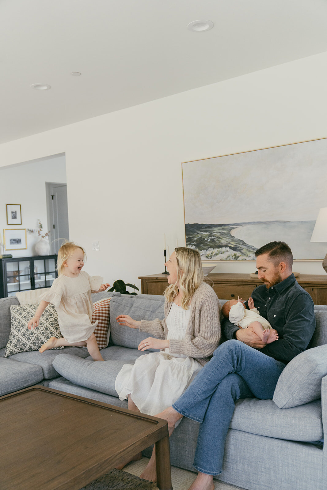 in-home-newborn-family-lifestyle-photos-by-samantha-anne14