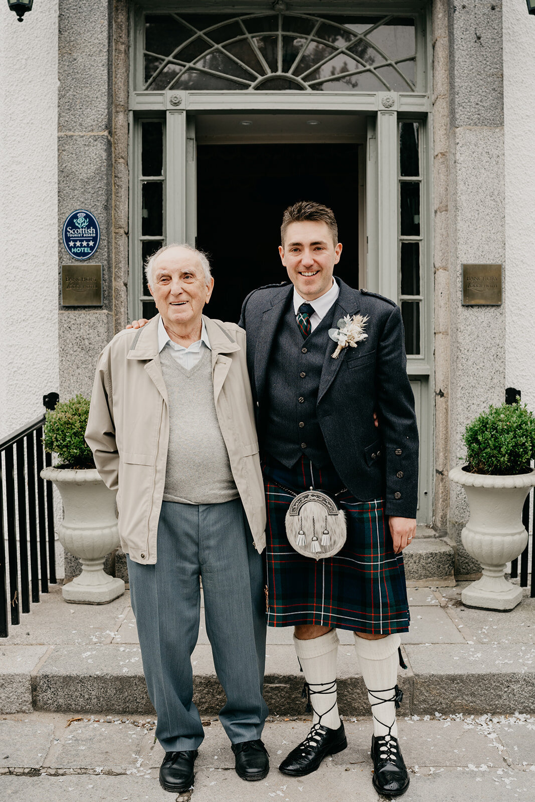 Banchory Lodge Wedding in Aberdeenshire by Aberdeen Wedding Photographer Scott Arlow190