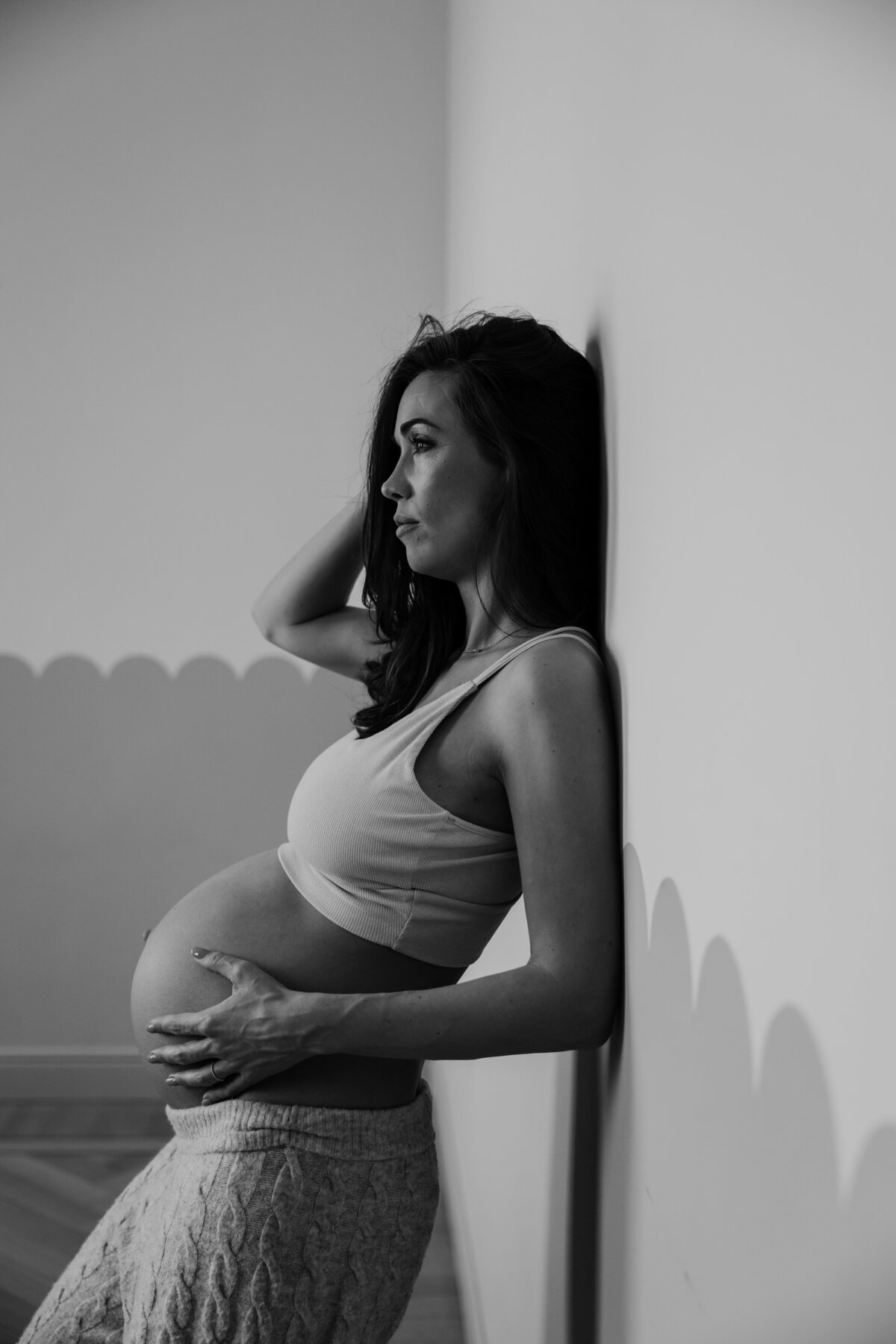 thuis shoot zwangerschap