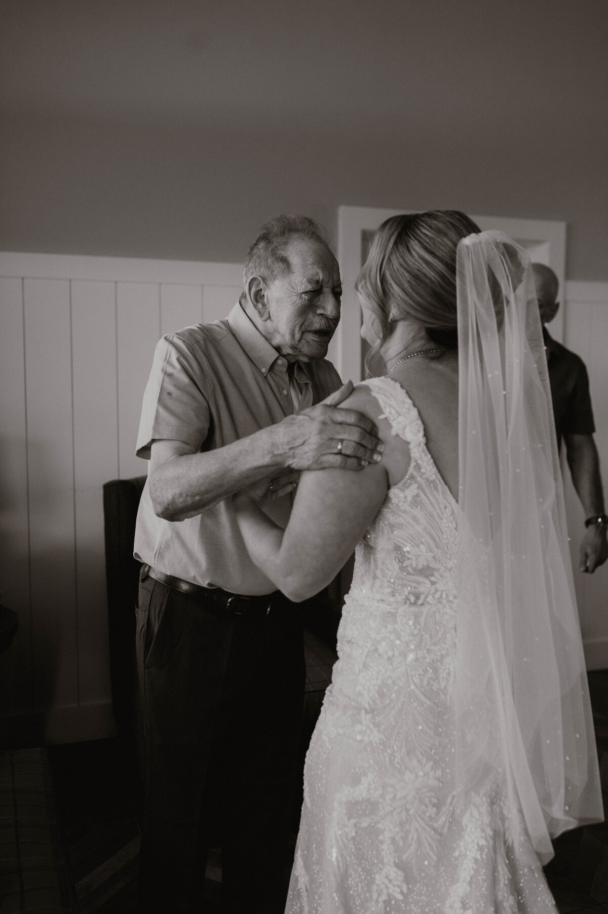 Maumee Bay-ohio-wedding-photos