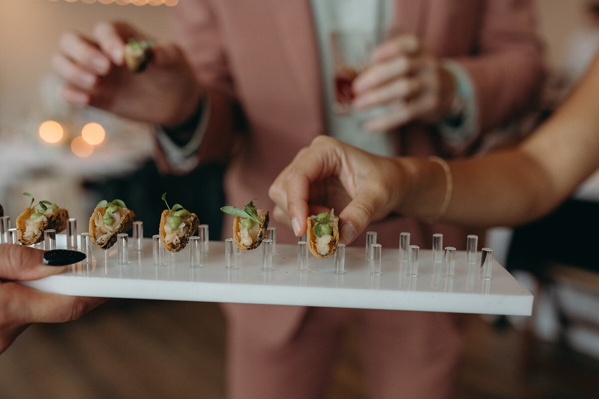 high-end-wedding-details-vancouver-the-wallace