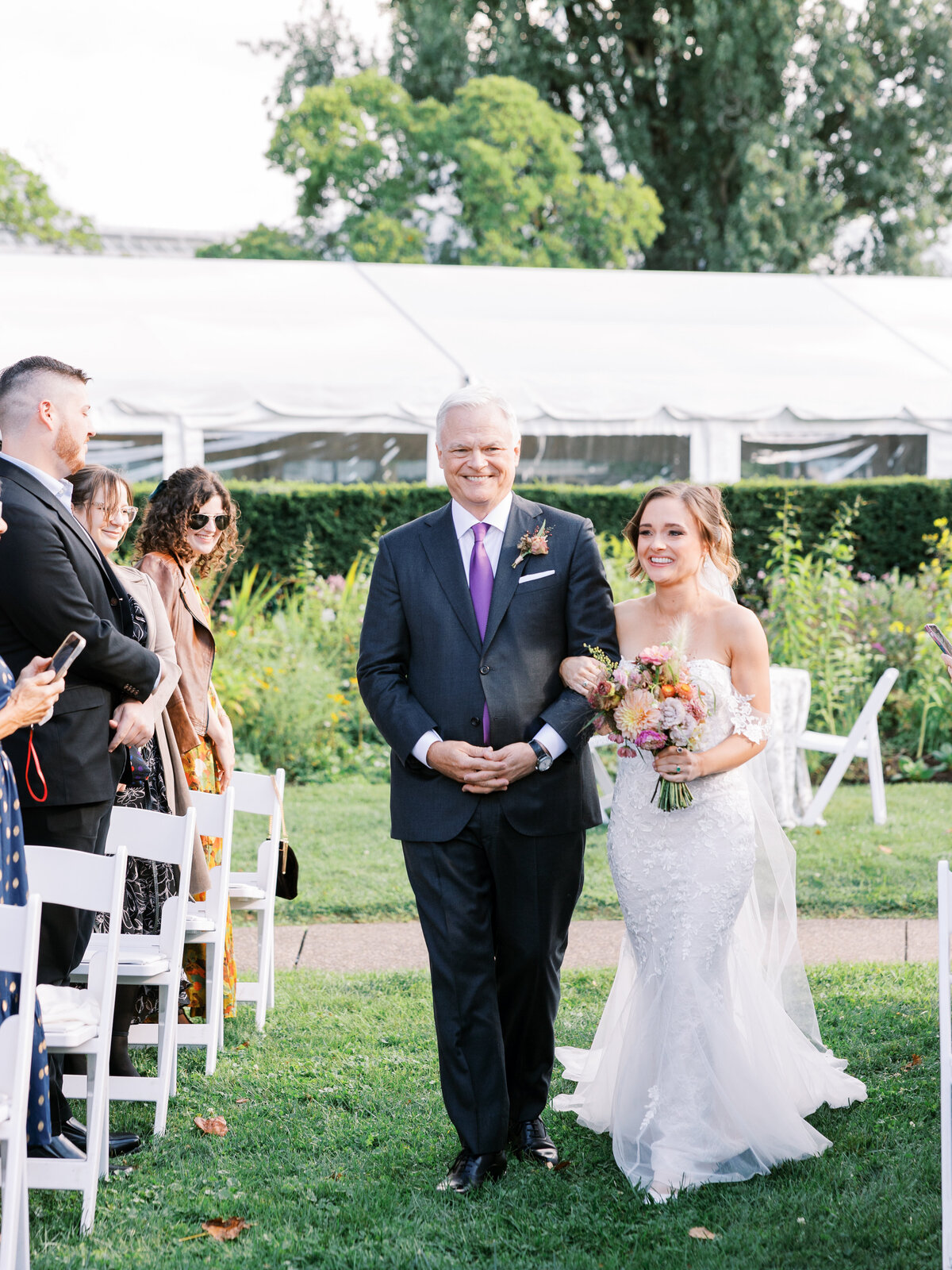 pittsburgh-wedding-photographer-phipps-botanic-gardens-conservatory-wedding-outdoor-lgbtq-luxury-photography-light-and-airy31