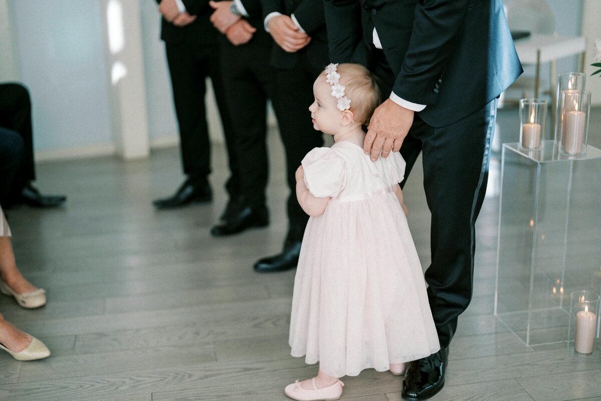 W9-Wedding-Photos-The-Pearle-Burlington-Lake-Ontario-Stephen-and-Oksana-2024-09-29-2500px-1116