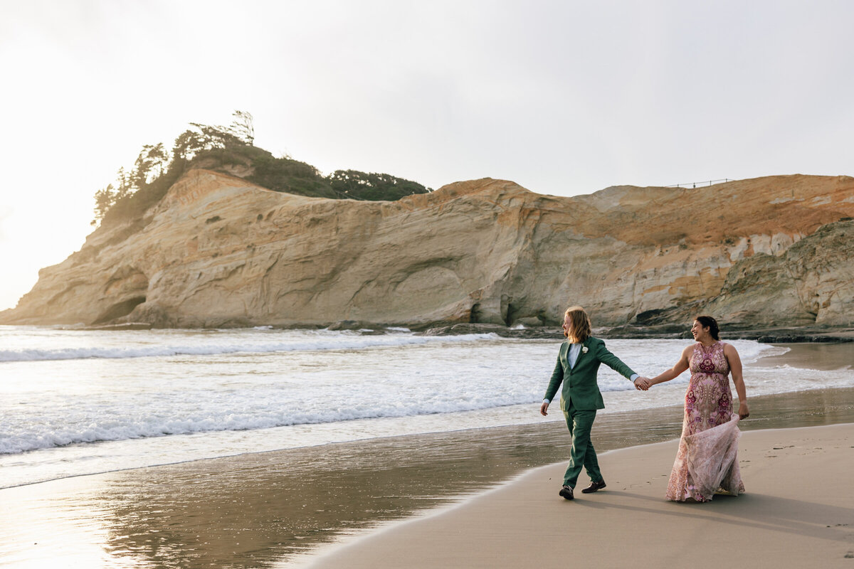 Pacific-City-Oregon-elopement-1