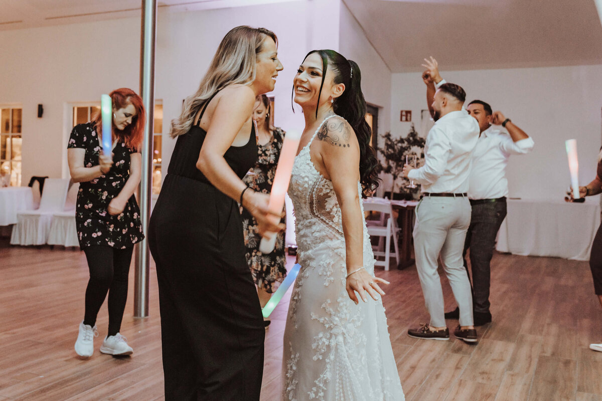 Veronica-&-Dominic_04455