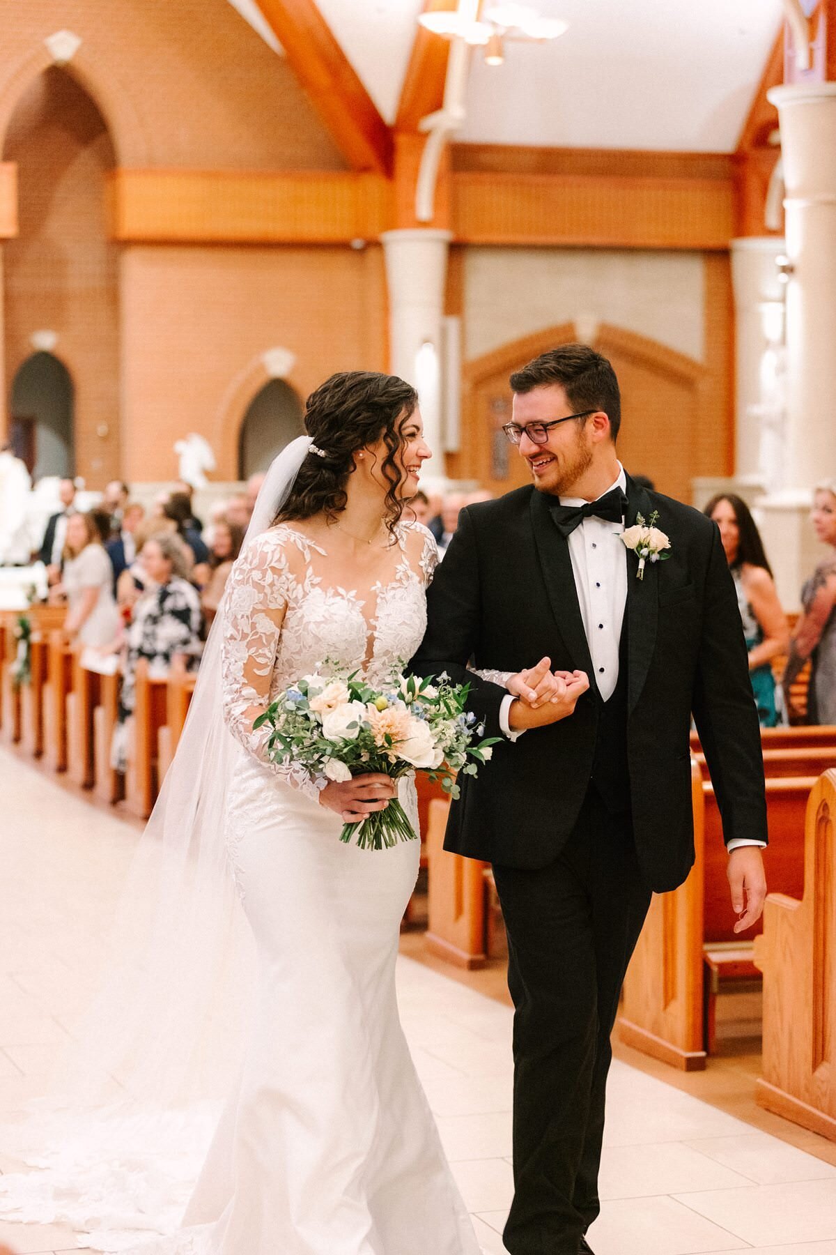 Bride and Groom Wedding Portaits Kelynn and Mathew Evansville Owensboro247