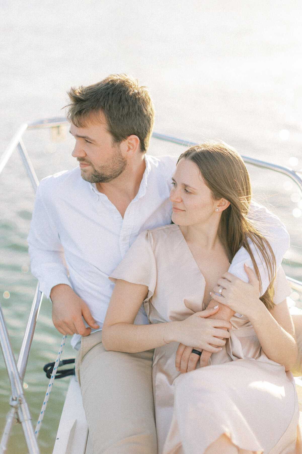 savannah-georgia-sailboat-session-sail-savannah-engagement-hayley-moore-photography-19